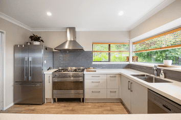 1034b River Road, Queenwood