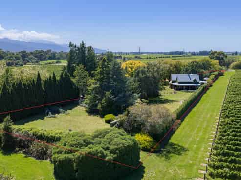 1353 State Highway 6, Renwick