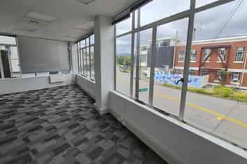 Budget-Friendly Office – 90sqm