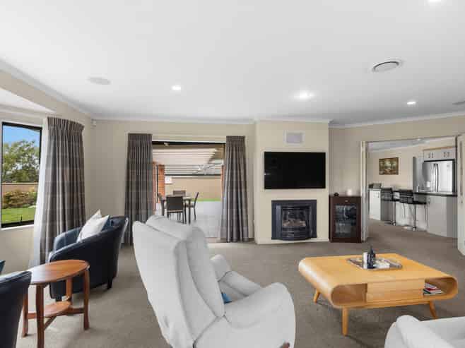 62 Karamea Street, Whalers Gate