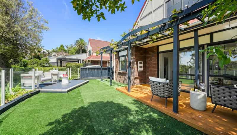 2/32 Nordon Place, Remuera