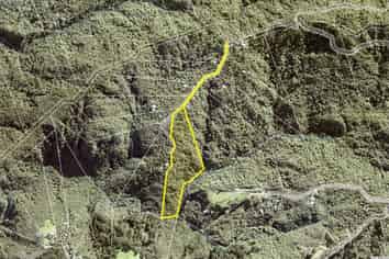 14 La Trobe Track, Karekare