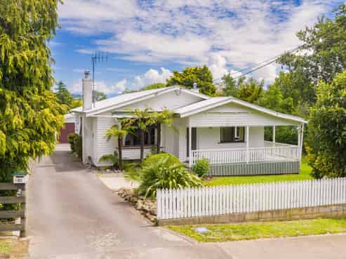 30 Racecourse Road, Waipukurau and Surrounds