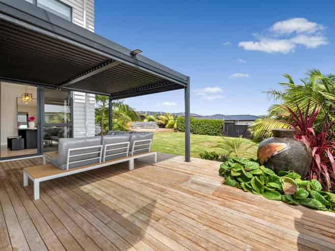 55 Eighth View Avenue, Beachlands