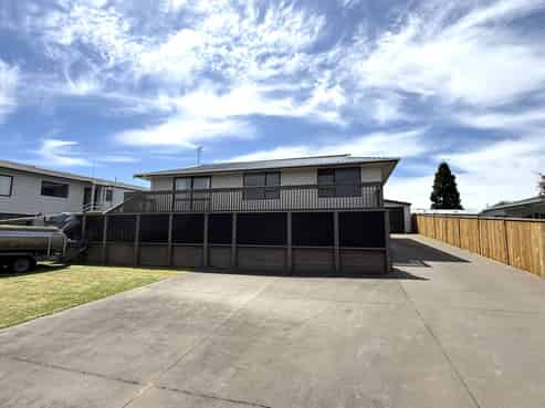 18 Aratapu Street, Waitara