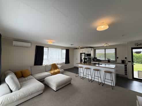 18 Aratapu Street, Waitara