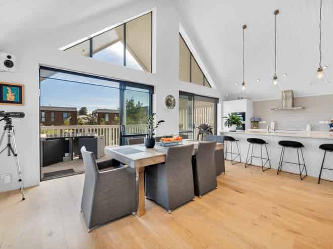 169 Jack Lachlan Drive, Beachlands