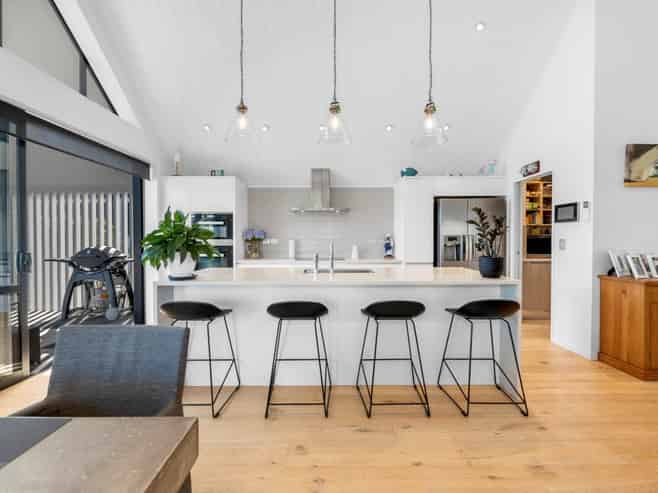 169 Jack Lachlan Drive, Beachlands