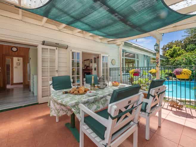 24  Pohutukawa Road, Beachlands