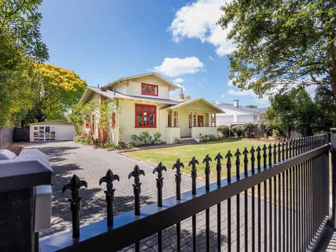 37 Batt Street, West End