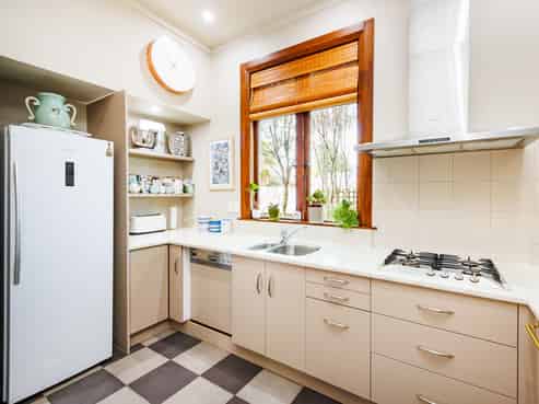 37 Batt Street, West End