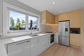 9 Hargood Street, Woolston