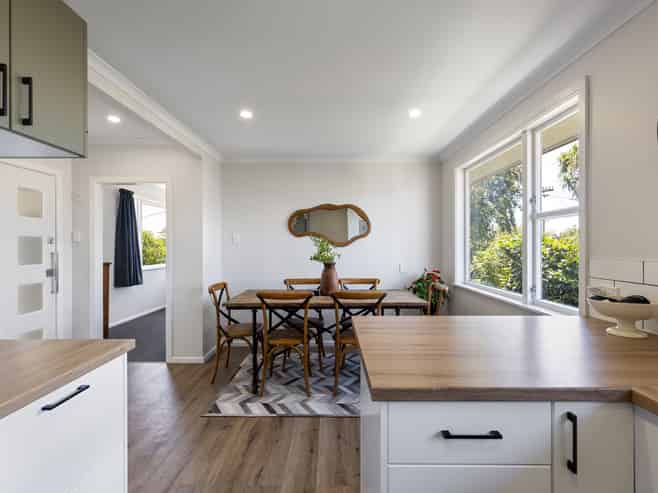 53 Tararua Terrace, Cloverlea