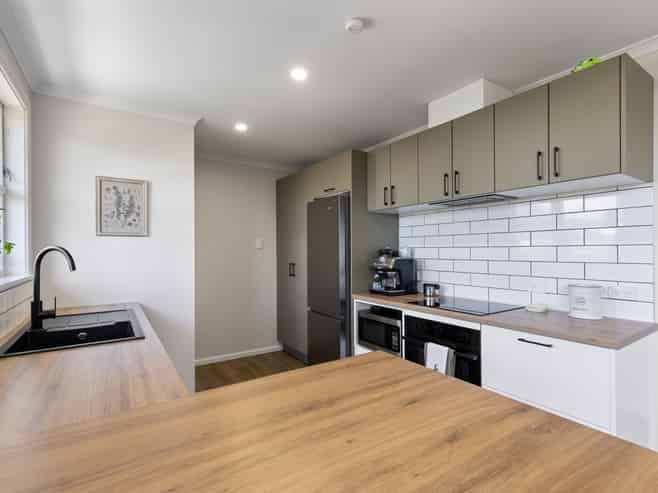 53 Tararua Terrace, Cloverlea