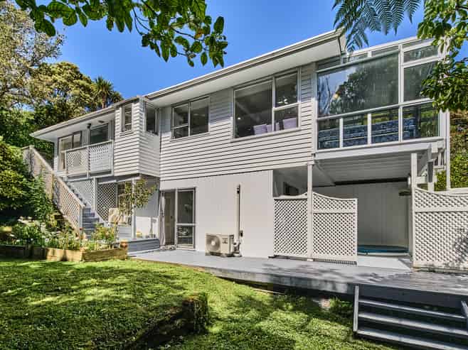 4 Rokewa Way, Paparangi