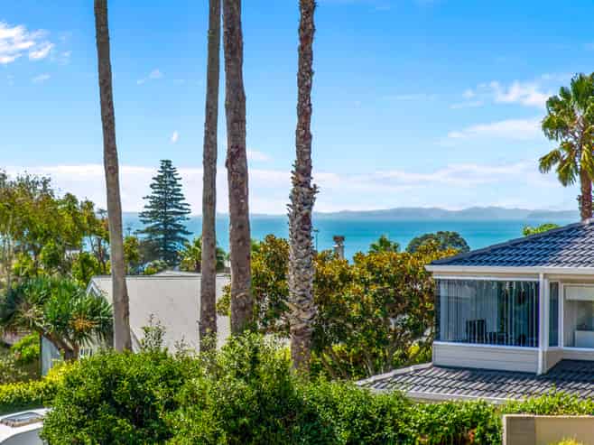 68 William Bayes Place, Red Beach