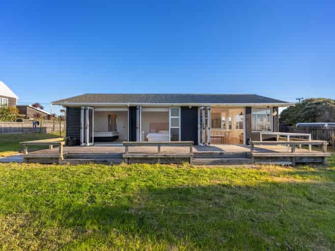 107 Karewa Parade, Papamoa