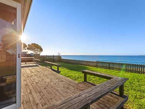 107 Karewa Parade, Papamoa