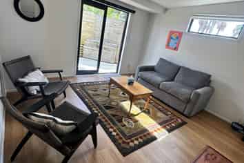 1/204  Beach Haven Road, Beach Haven