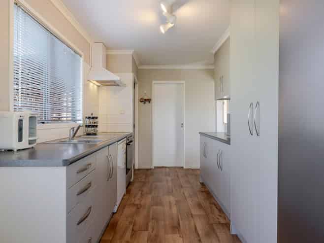 6 Matipo Street, Tokomaru