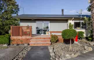 6 Matipo Street, Tokomaru