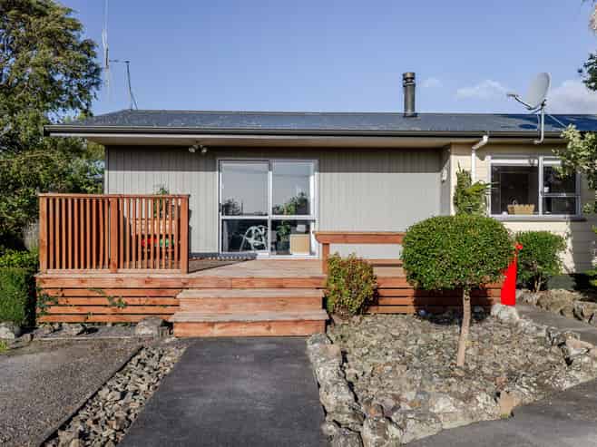 6 Matipo Street, Tokomaru