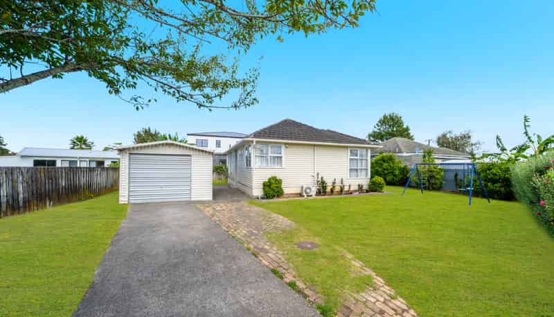 2/8 Allen Street, Mangere East