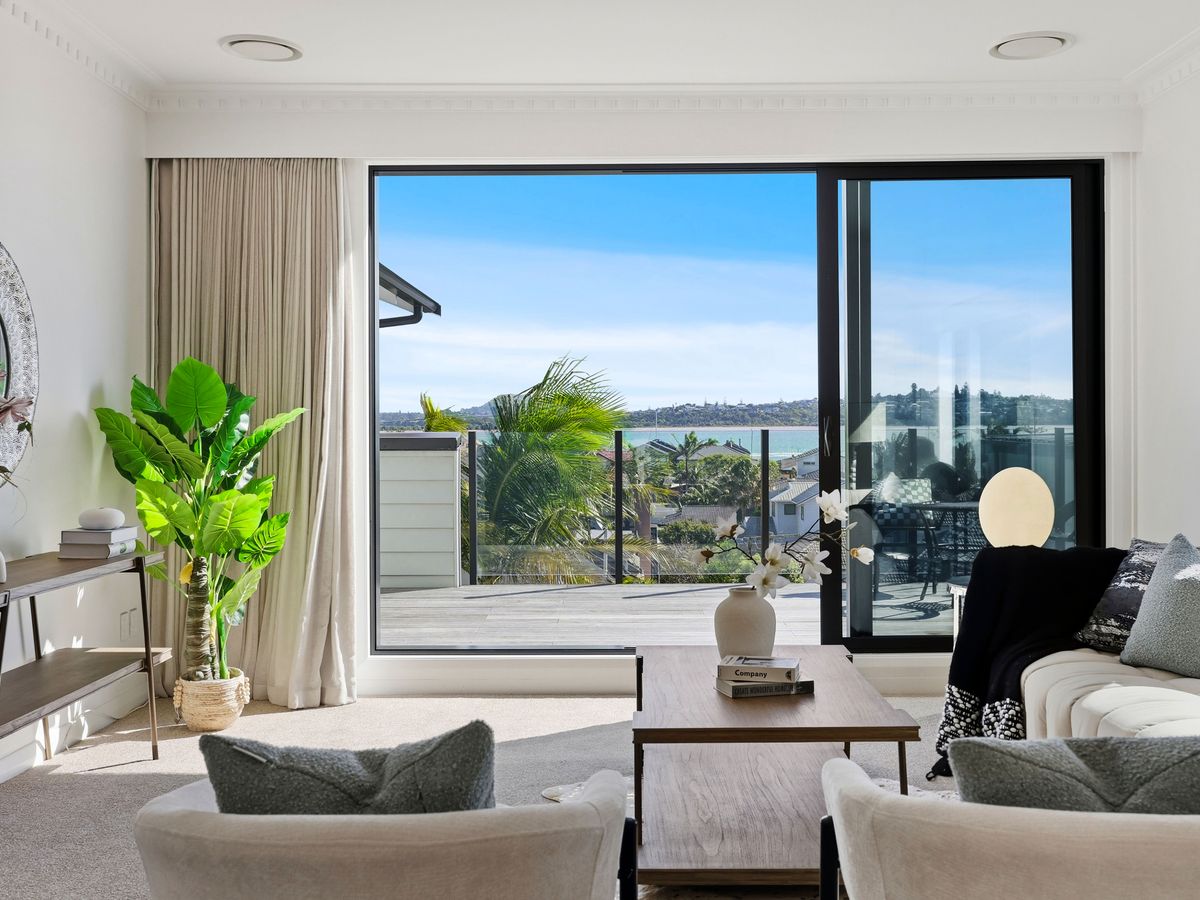 22 Morrow Avenue, Bucklands Beach, Manukau City, Auckland - Photo 2