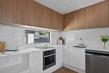 2/46 Tabart Street, Woolston