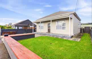 8 East Avenue, Saint Kilda