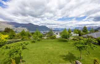 82 Rata Street, Wanaka