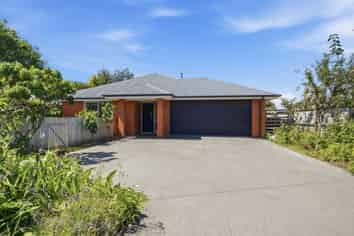 11 Walter Place, KIRWEE