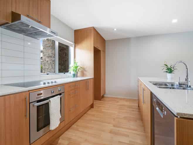 207/252 Centreway Road, Orewa