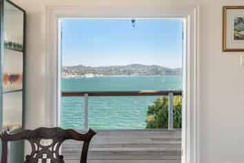 9 Maida Vale Road, Roseneath