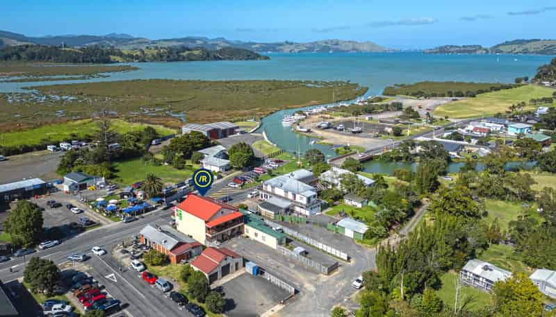 4/16 Pottery Lane, Coromandel