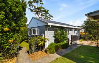 41 Meadowvale Rise, Titirangi