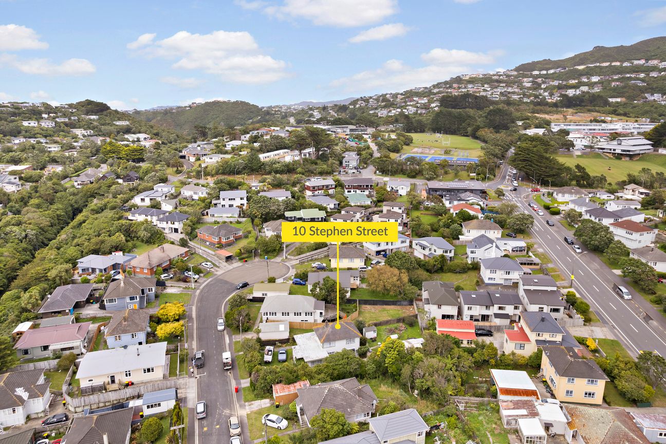 RC Approved: 7 Townhouses in Central Johnsonville - Aanzicht 3