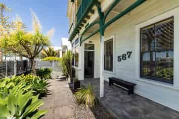 567 Marine Parade, Napier South