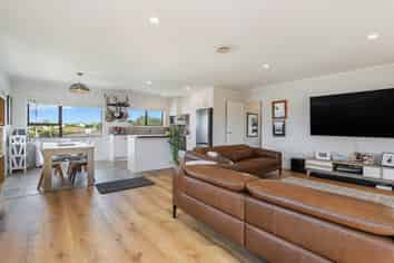 23C Riverside Road, Orewa