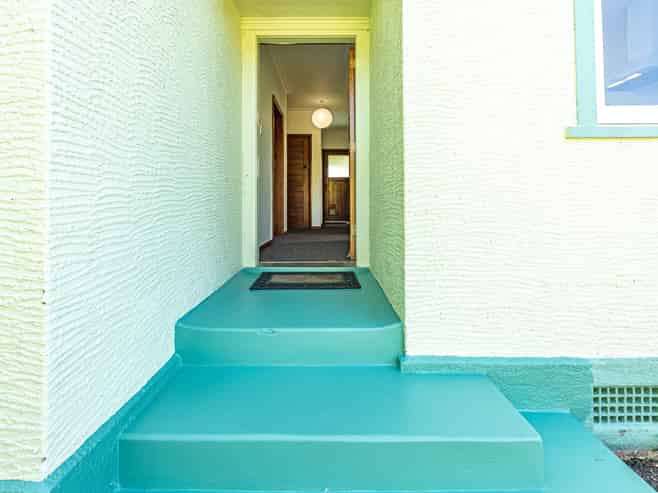 24 Toi Street, Tawhero