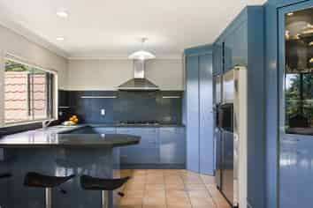 2 Brook Place, Springfield