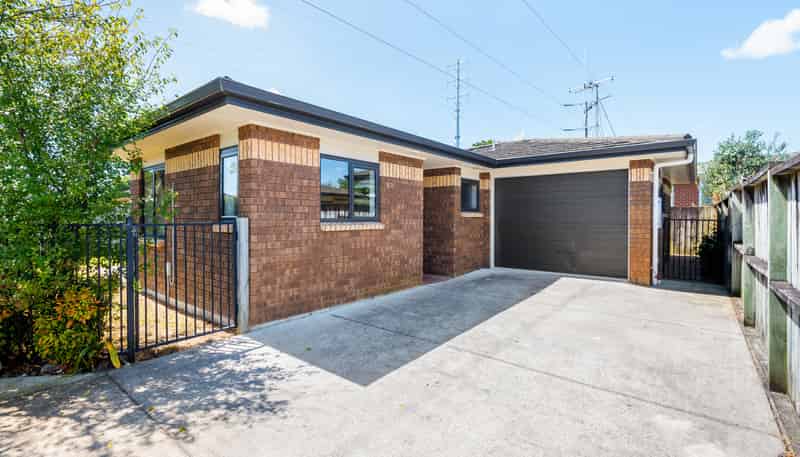 10F Yorkshire Road, Silverdale