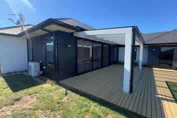 6 Eastridge Terrace, Huntington