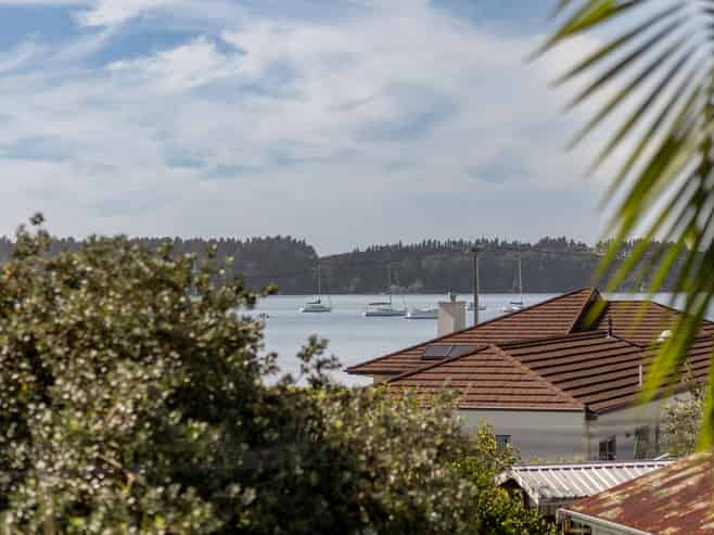 11 Omokoroa Road, Omokoroa