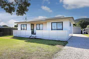 16 Westside Road, Port Waikato