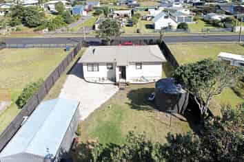 16 Westside Road, Port Waikato