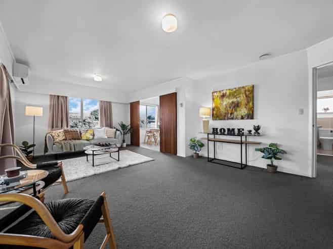 1/6 Tina Place, Sunnyhills