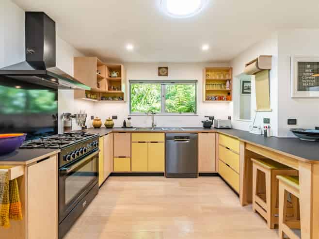 106 Plateau Road, Te Marua