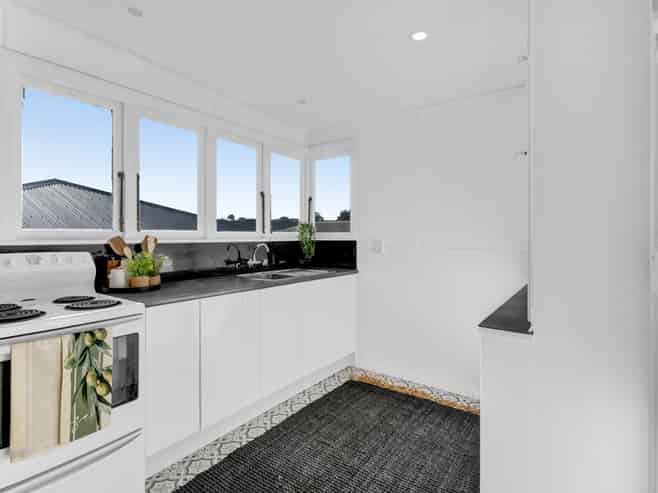 59A Paynters Ave, Strandon