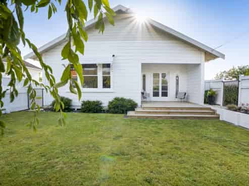 59A Paynters Avenue, Strandon